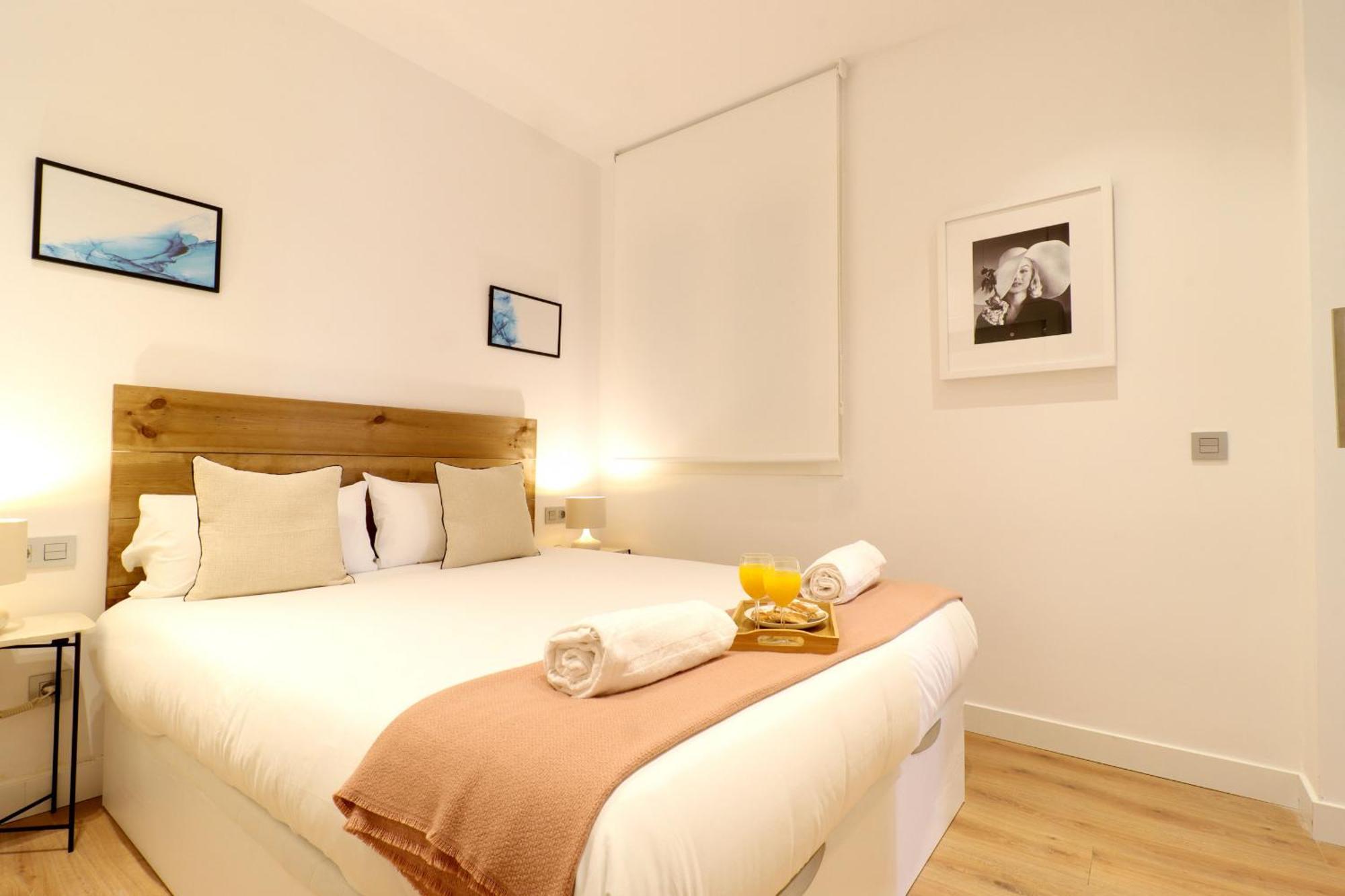 Reina Sofia Suite I Madrid Exterior photo