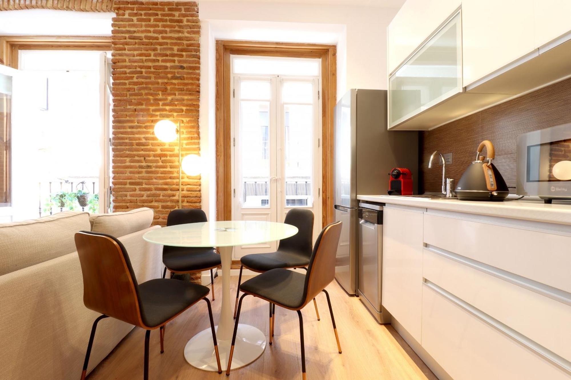 Reina Sofia Suite I Madrid Exterior photo